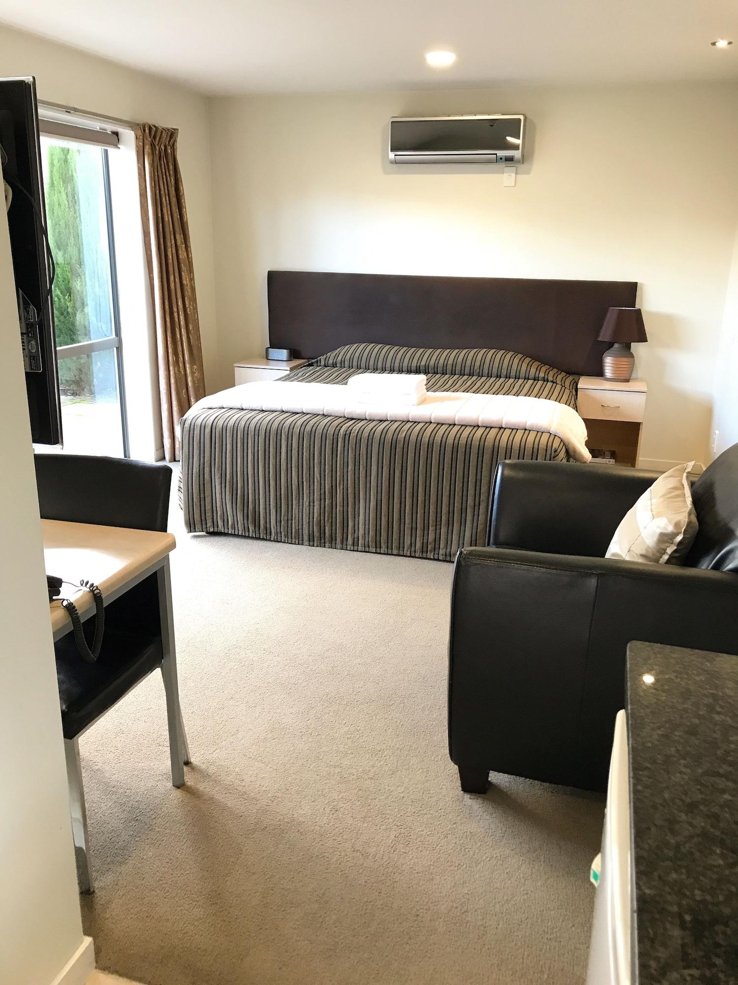 Alpha Motel Christchurch Exterior photo
