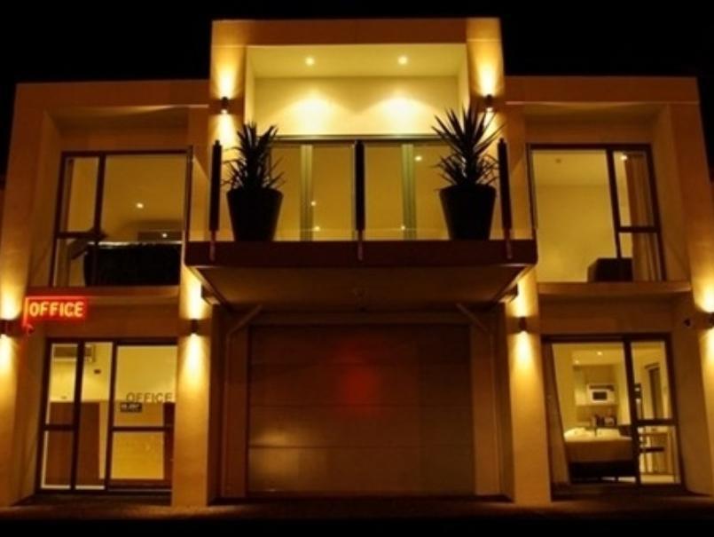 Alpha Motel Christchurch Exterior photo
