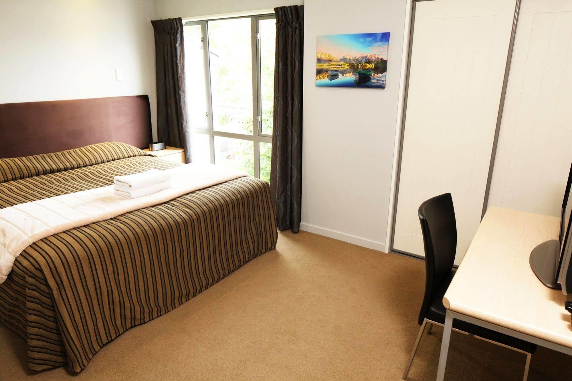 Alpha Motel Christchurch Exterior photo